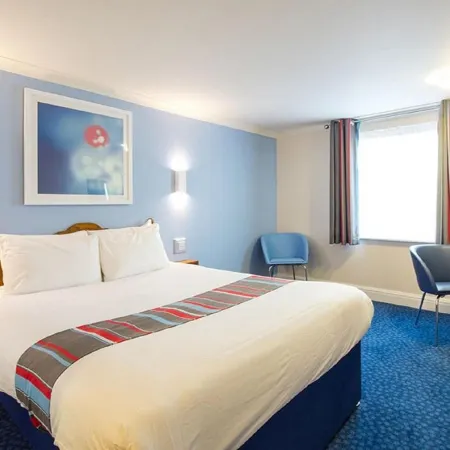 Travelodge Cardiff Airport