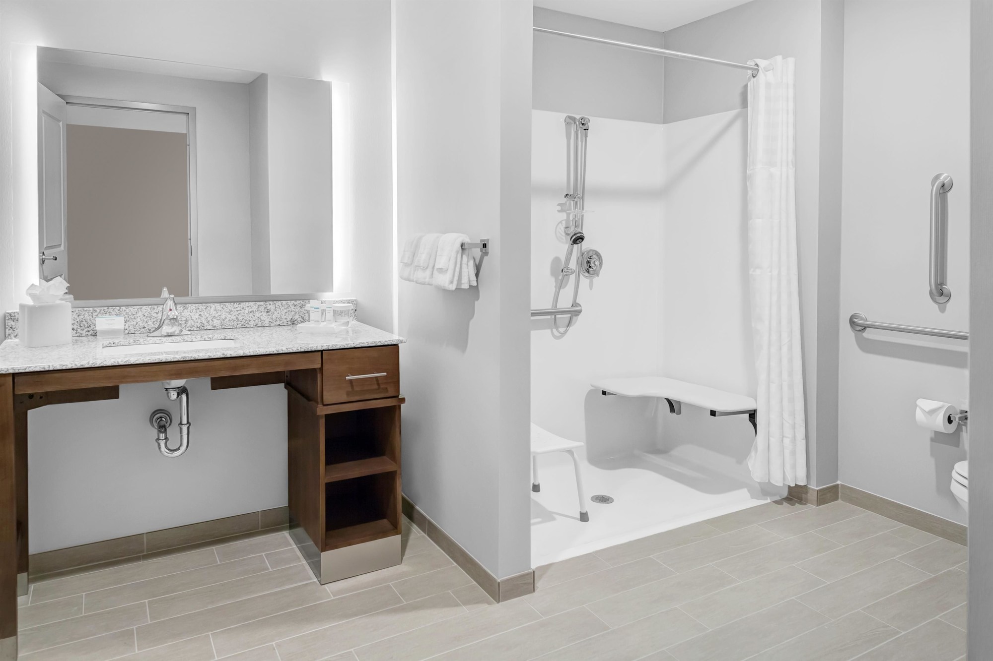 Homewood Suites by Hilton Wauwatosa Milwaukee