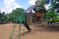 Kalu's Hideaway Udawalawe Hotels in Саманалагама