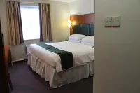 The Villa Express Hotels in Fylde District