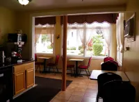 Travelers Inn Hotels in Brunswick