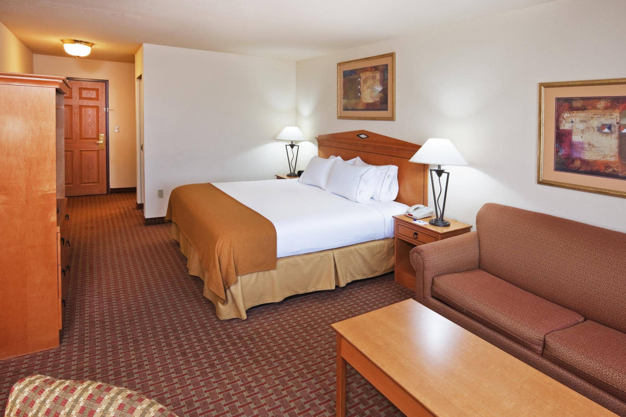 Holiday Inn Express & Suites Glenpool, an Ihg Hotel