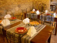 Agriturismo Borgo San Martino Hotels in Turrivalignani