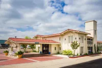 Motel 6 Austin, TX - Midtown Hotels in Austin