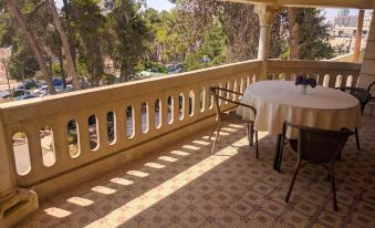 Alhambra Palace Hotel Suites - Ramallah