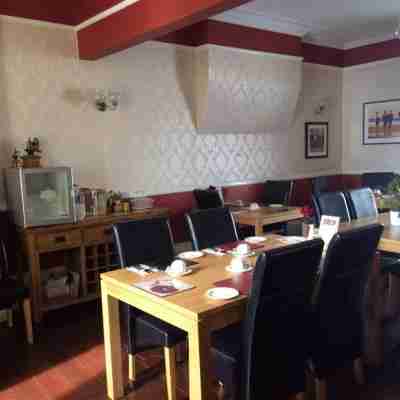 The Bromley Apartments Dining/Meeting Rooms