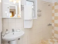 Panorama Hotel Hotels in Kimi