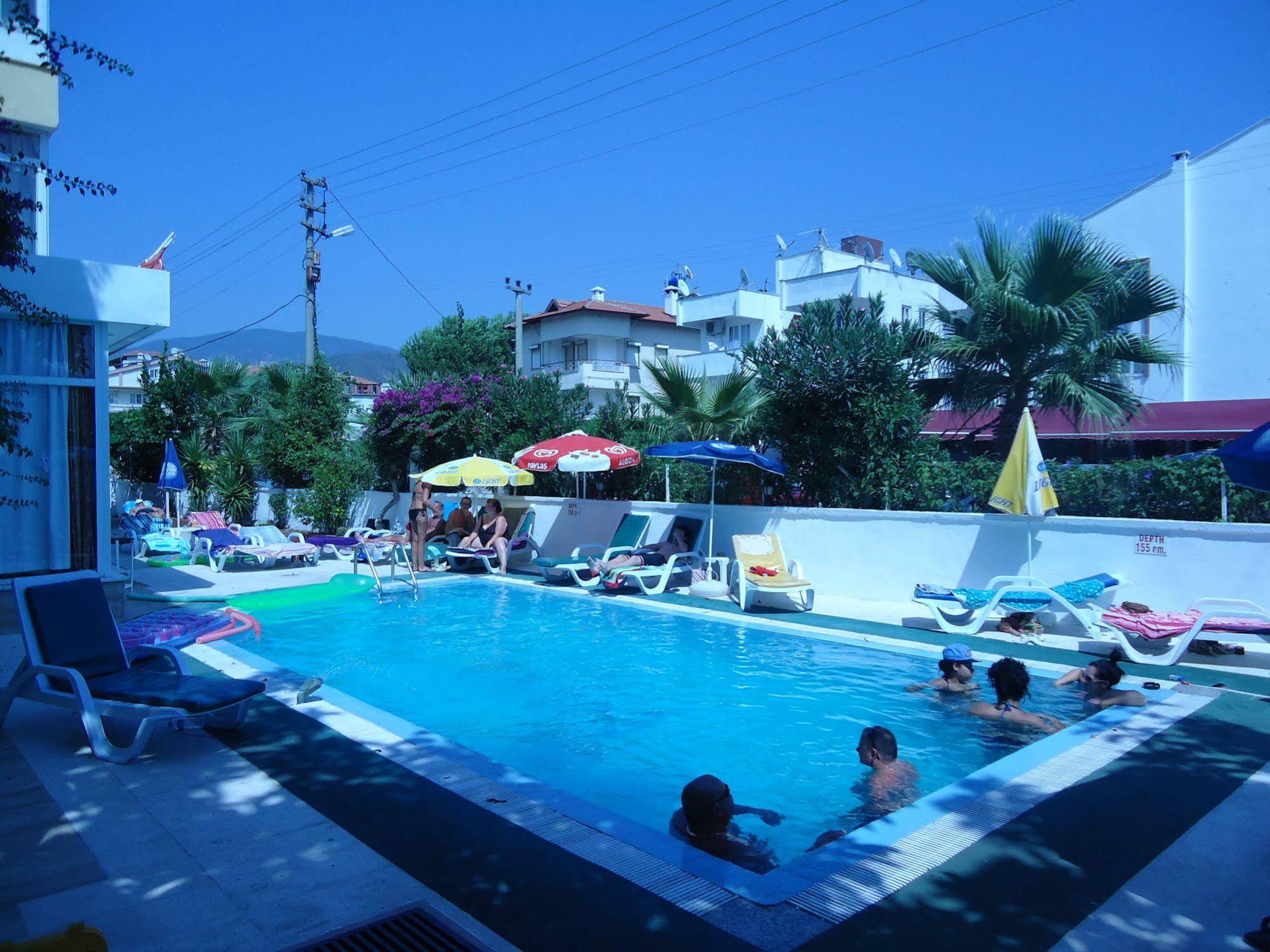 Ekin Hotel