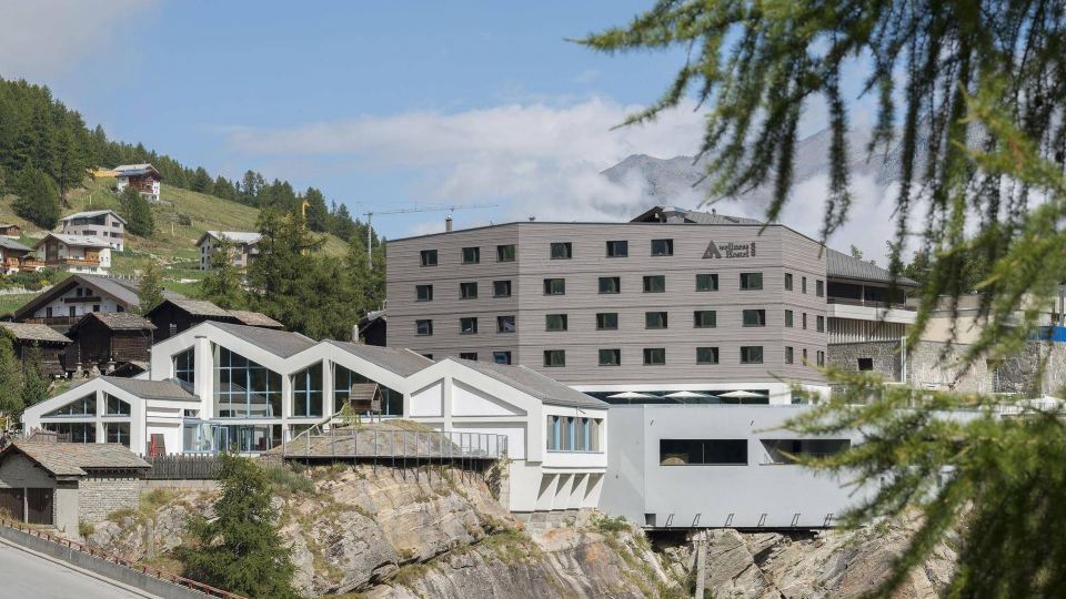 WellnessHostel4000