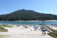 The Pines Resort - Romantic