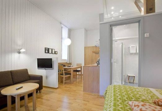 베르트슈셋 로로스 외관