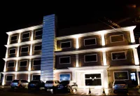 Atalanta Hotel Hôtels à : 