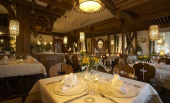 Kreuz-Post Hotel-Restaurant-Spa