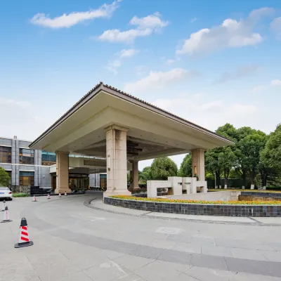 Jiyang Lake Hotel Hotels near Zhangjiagang Dream Ocean Kingdom