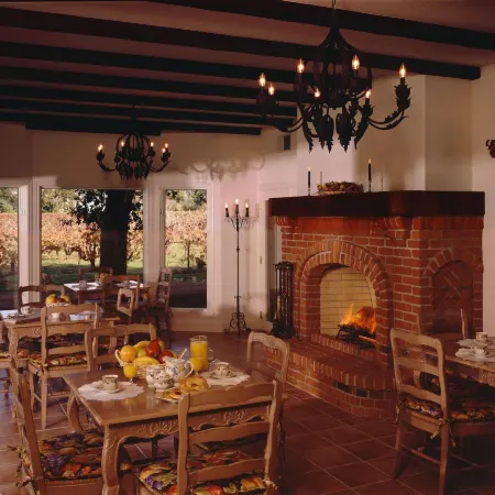 Vineyard Country Inn