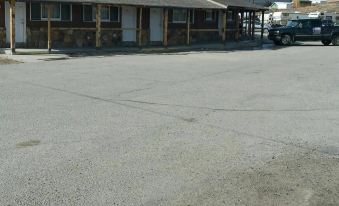 Western Inn Motel & RV Park