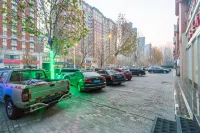 Baidu Business Hotel - Parking