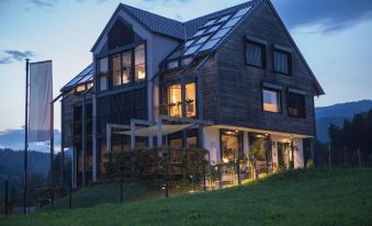 Eco Boutique Hotel AMS Beagle