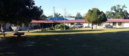 Country Inn Motel