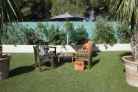 Hotel Spa Cassis – Heated Pool & Parking