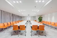 Starway Hotel (Jining Qufu Sankong Scenic Area) - 3 Yıldız