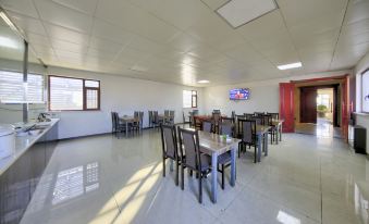 Lishu Four Seasons Business Hotel