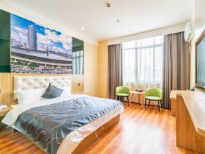 Extraordinary City Hotel (Zhengzhou Mazhai Industrial Park)