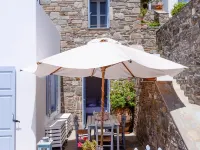 Pénde Traditional Villas Hotels in Serifos