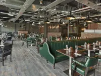 Village Hotel Glasgow - 4-Star