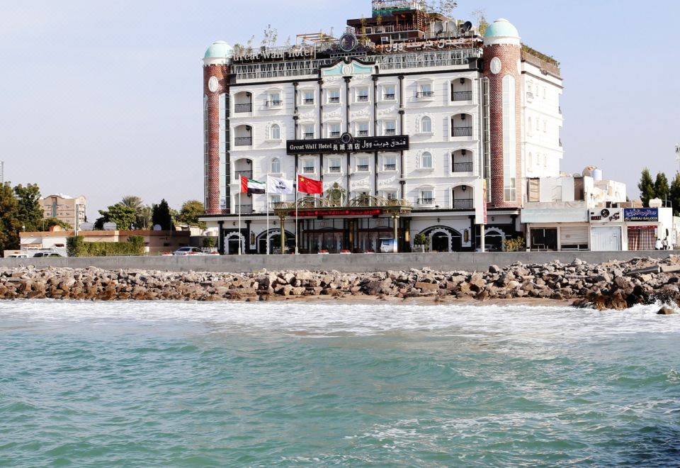 Great Wall Hotel - Housity