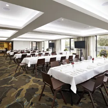 Quarters at Flinders Hotel