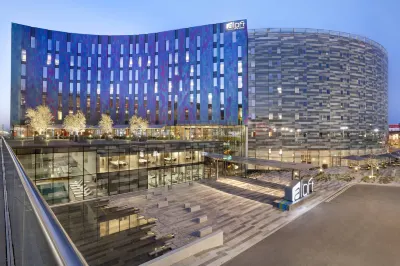 Aloft London Excel Hotels near RCCG King of Kings Tabernacle