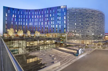 Aloft London Excel Отели рядом с достопримечательностью «Университет Восток Лондон Студент Юнион»