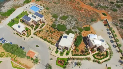 Nanakis Beach Luxury Apartments Hotel di Akrotiri