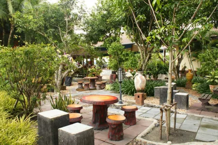 Juntra Resort and Hotel