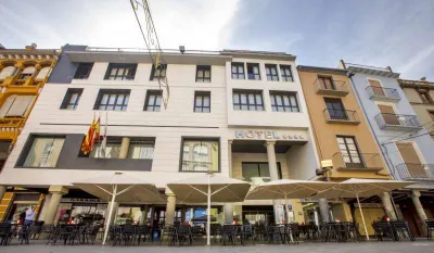 Gran Hotel Ciudad de Barbastro Hotels in Monzón