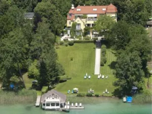 Hotel Seeschloßl Velden