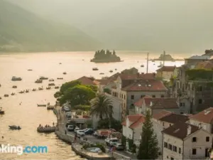 Fashion Beach Apartments