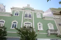 Alojamento Local Primavera Hotels in Amadora