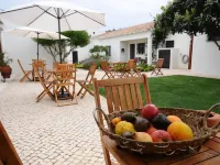 Lost & Found - Guesthouse & Suites Hotels near Evaristo Beach