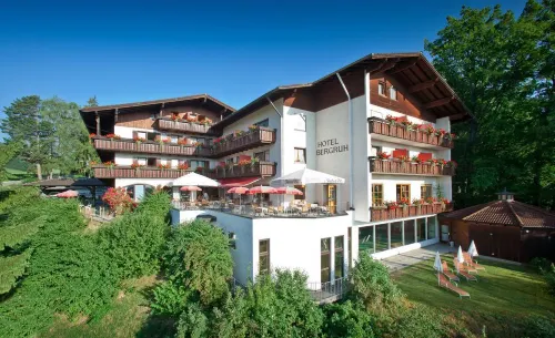 Hotel Bergruh - Pools