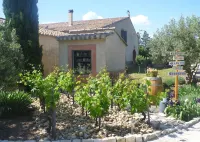Le Mas de Gleyzes B&B de Charme Hotel a Montfrin