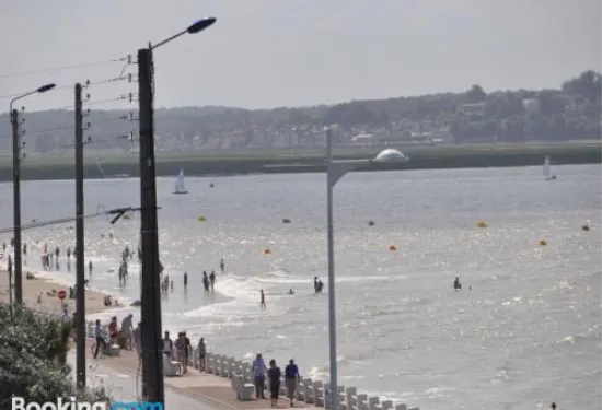 拉迪格朱勒公寓