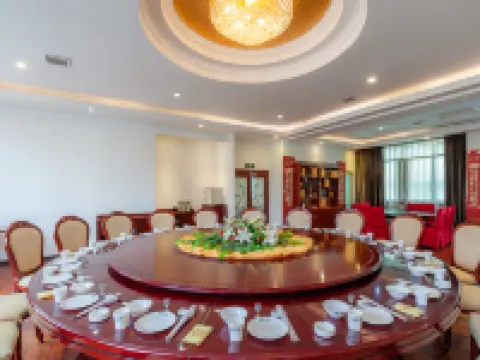 National Hotel Hotels in Daozhen