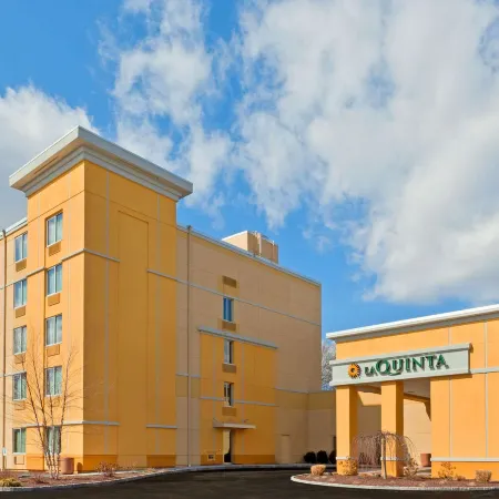 La Quinta Inn & Suites by Wyndham Danbury