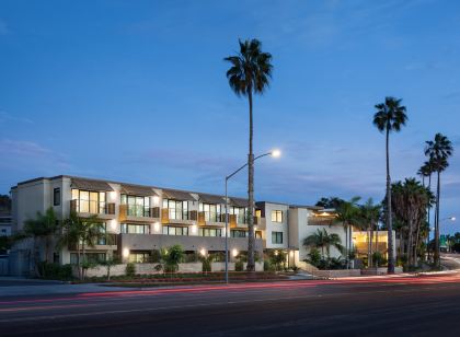 Holiday Inn Express & Suites LA JOLLA – WINDANSEA BEACH by IHG