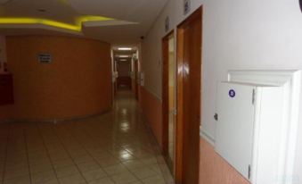 Hotel Yes (Adult Only)