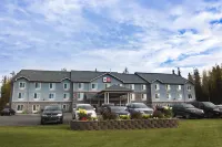 Best Western Plus Chena River Lodge Hotels near Pioneer Air Museum