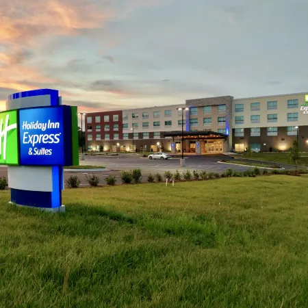Holiday Inn Express & Suites RALEIGH AIRPORT - BRIER CREEK by IHG
