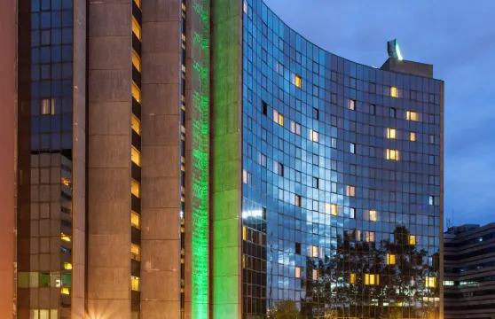 里斯本大陸假日酒店度假村